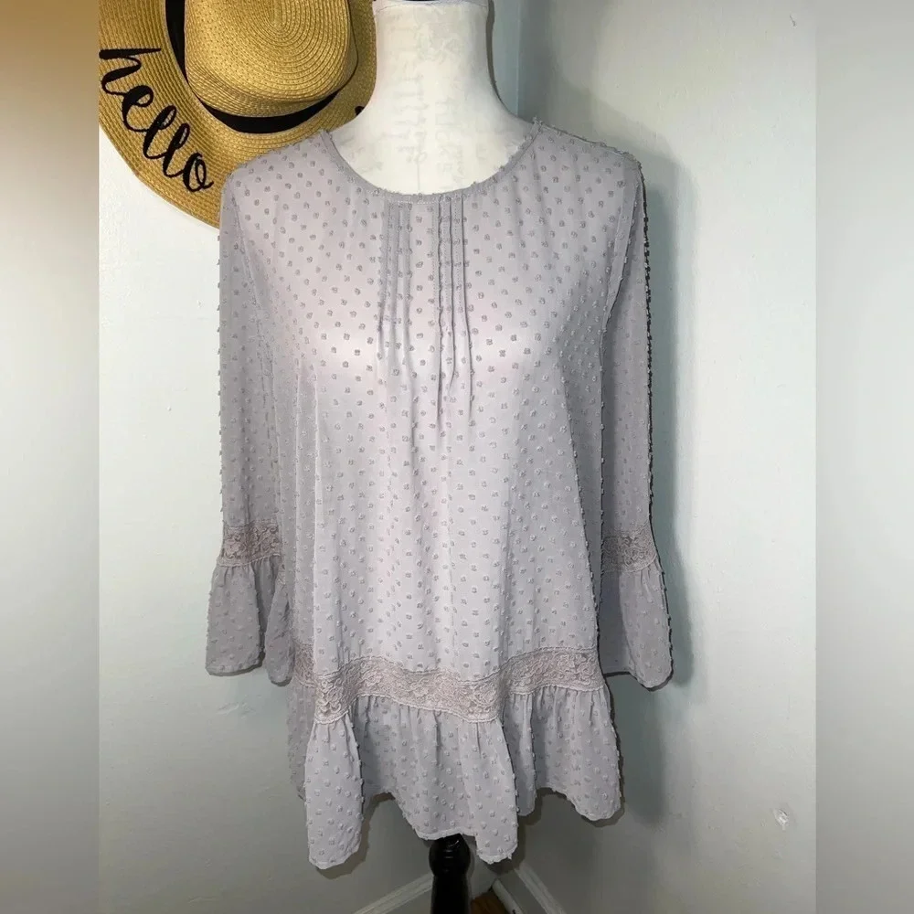 Doe & Rae, L, opaque rounded neckline,gray w/ undertones, pleated‎ yoke front